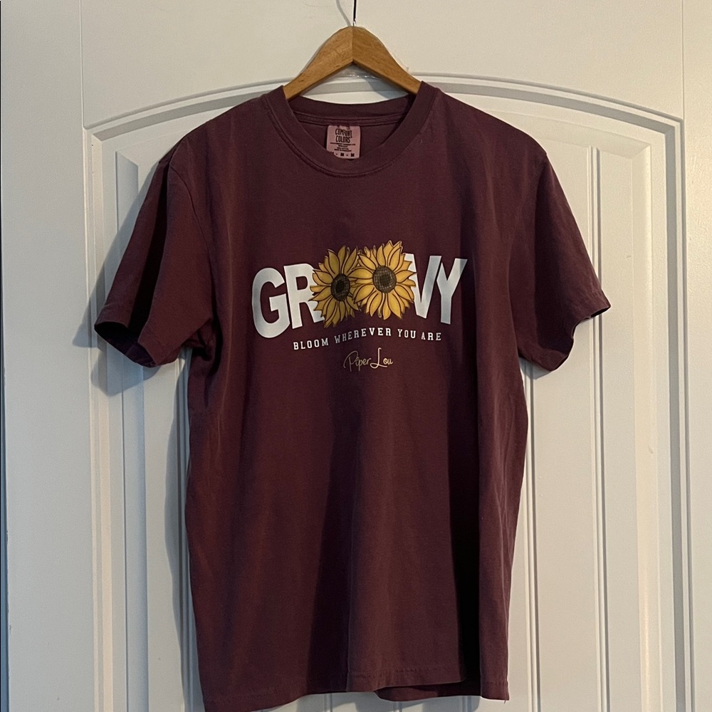 Groovy Bloom Where Ever You Are  Comfort Colors T Shirt Medium new